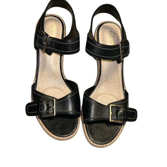 CLARKS Glacier Cool Womens Casual black leather Sandals size 8.5 - Picture 3 of 8